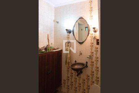 Casa à venda com 700m², 8 quartos e 5 vagas Casa à venda com 700m², 8 quartos e 5 vagasSauna