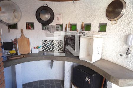 Casa à venda com 700m², 8 quartos e 5 vagas Casa à venda com 700m², 8 quartos e 5 vagasÁrea gourmet