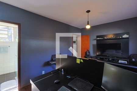 Casa à venda com 398m², 4 quartos e 3 vagas Casa à venda com 398m², 4 quartos e 3 vagasQuarto 1