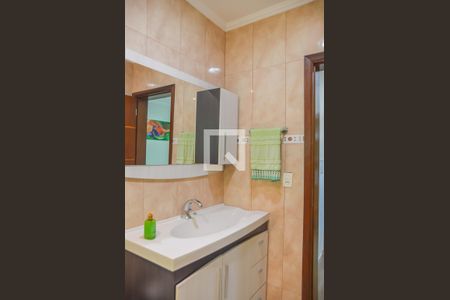 Casa à venda com 335m², 3 quartos e 4 vagas Casa à venda com 335m², 3 quartos e 4 vagasBanheiro da Suíte 2