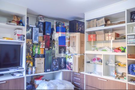 Casa à venda com 335m², 3 quartos e 4 vagas Casa à venda com 335m², 3 quartos e 4 vagasQuarto 3 - Suíte
