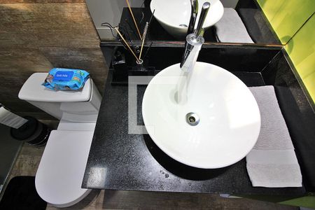 Apartamento à venda com 138m², 3 quartos e 2 vagasBanheiro Social