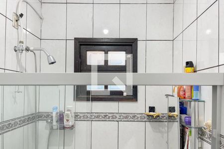 Casa à venda com 134m², 2 quartos e 2 vagas Casa à venda com 134m², 2 quartos e 2 vagasBanheiro Social