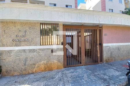 Apartamento à venda com 64m², 3 quartos e sem vagaFachada e Portaria