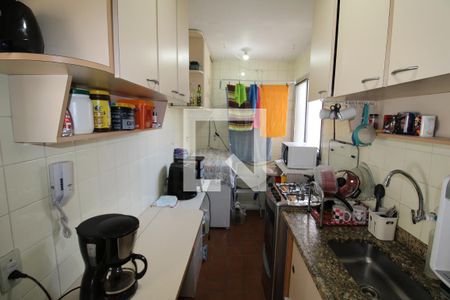 Apartamento à venda com 45m², 2 quartos e 1 vagaCozinha