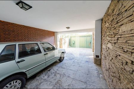 Casa à venda com 422m², 4 quartos e 4 vagasGaragem
