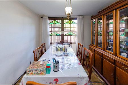 Casa à venda com 422m², 4 quartos e 4 vagasSala 3