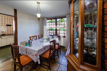 Casa à venda com 422m², 4 quartos e 4 vagasSala 3