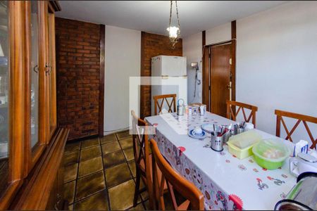 Casa à venda com 422m², 4 quartos e 4 vagasSala 3