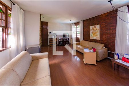 Casa à venda com 422m², 4 quartos e 4 vagasSala 4