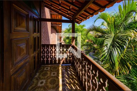 Casa à venda com 422m², 4 quartos e 4 vagasVaranda