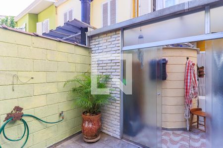 Casa à venda com 112m², 3 quartos e 2 vagas Casa à venda com 112m², 3 quartos e 2 vagasQuintal