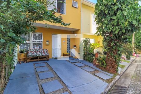 Casa à venda com 112m², 3 quartos e 2 vagas Casa à venda com 112m², 3 quartos e 2 vagasGaragem