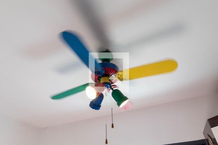 Casa à venda com 249m², 3 quartos e 2 vagas Casa à venda com 249m², 3 quartos e 2 vagasQuarto Suíte 2