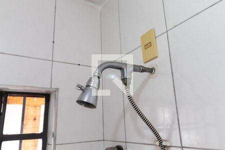 Casa à venda com 249m², 3 quartos e 2 vagas Casa à venda com 249m², 3 quartos e 2 vagasChuveiro