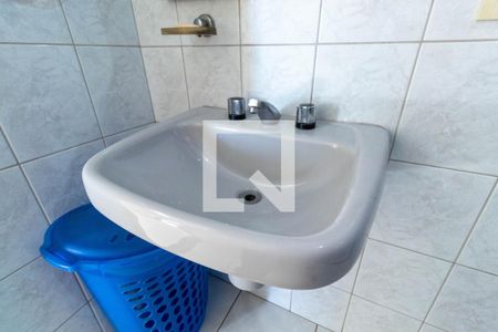 Casa à venda com 249m², 3 quartos e 2 vagas Casa à venda com 249m², 3 quartos e 2 vagasBanheiro 3