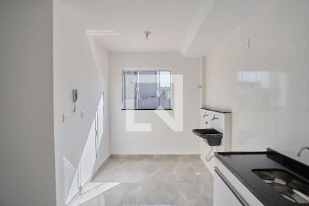 Apartamento para alugar com 40m², 2 quartos e sem vaga Apartamento para alugar com 40m², 2 quartos e sem vagaCozinha e Área de Serviço