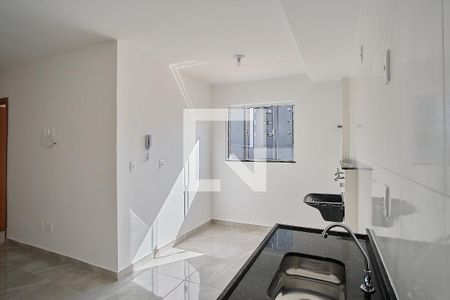 Apartamento para alugar com 40m², 2 quartos e sem vaga Apartamento para alugar com 40m², 2 quartos e sem vagaCozinha e Área de Serviço
