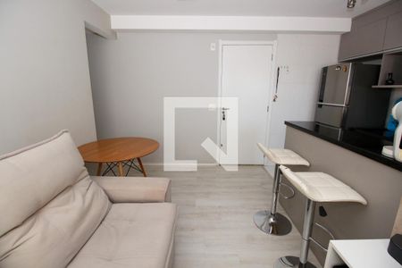 Sala de apartamento para alugar com 2 quartos, 40m² em Jardim Taboão, São Paulo