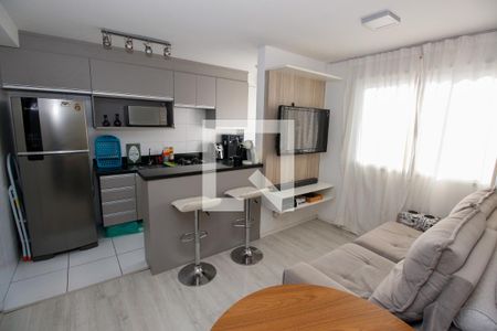 Sala de apartamento para alugar com 2 quartos, 40m² em Jardim Taboão, São Paulo