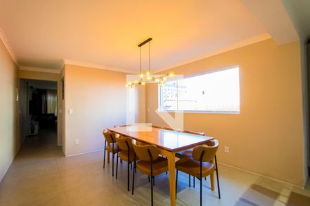 Casa à venda com 194m², 3 quartos e 2 vagasCopa/Cozinha