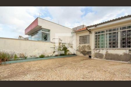 Casa à venda com 300m², 4 quartos e 2 vagas