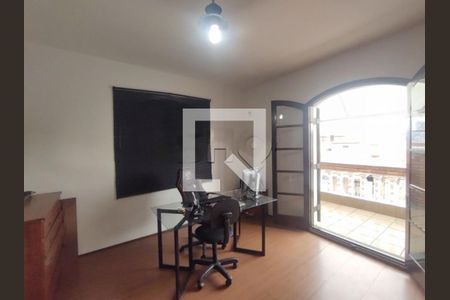 Casa à venda com 250m², 4 quartos e 2 vagas