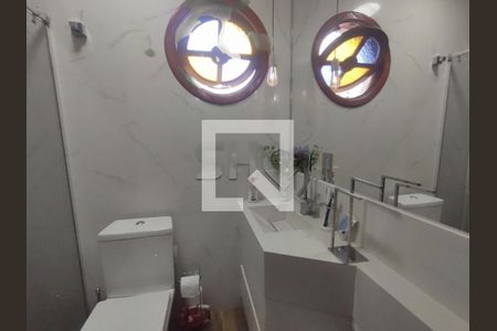 Casa à venda com 250m², 4 quartos e 2 vagas