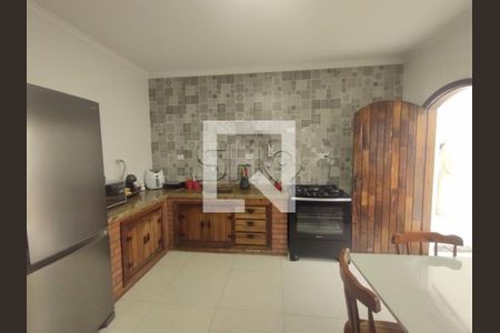 Casa à venda com 250m², 4 quartos e 2 vagas