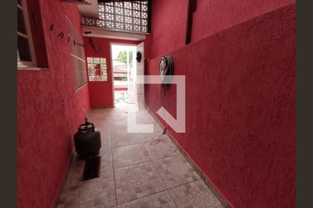 Casa à venda com 154m², 2 quartos e 2 vagas