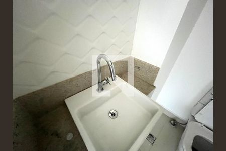 Lavabo  de apartamento à venda com 1 quarto, 40m² em Vila do Encontro, São Paulo