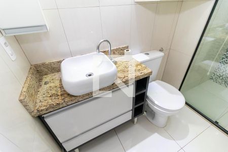 Apartamento à venda com 56m², 2 quartos e 1 vaga Apartamento à venda com 56m², 2 quartos e 1 vagaBanheiro