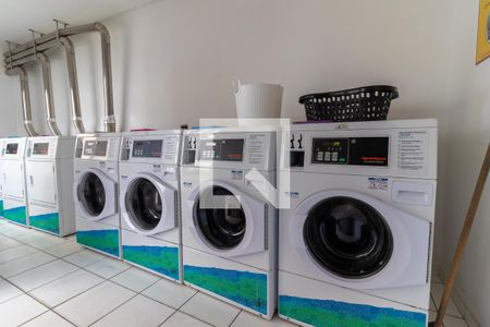 Apartamento à venda com 56m², 2 quartos e 1 vaga Apartamento à venda com 56m², 2 quartos e 1 vagaÁrea Comum - Lavanderia