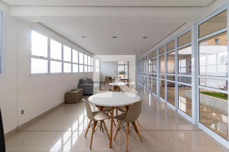Apartamento à venda com 56m², 2 quartos e 1 vaga Apartamento à venda com 56m², 2 quartos e 1 vagaÁrea comum - Salão de Festas