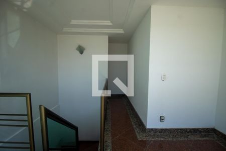 Apartamento à venda com 450m², 5 quartos e 4 vagas Apartamento à venda com 450m², 5 quartos e 4 vagasHall da Cobertura