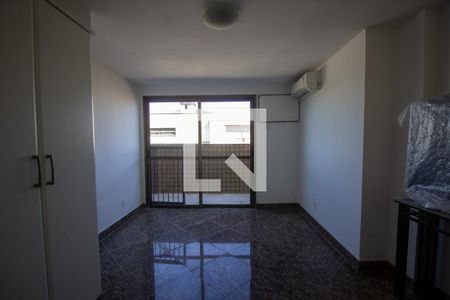 Apartamento à venda com 450m², 5 quartos e 4 vagas Apartamento à venda com 450m², 5 quartos e 4 vagasSuíte 5