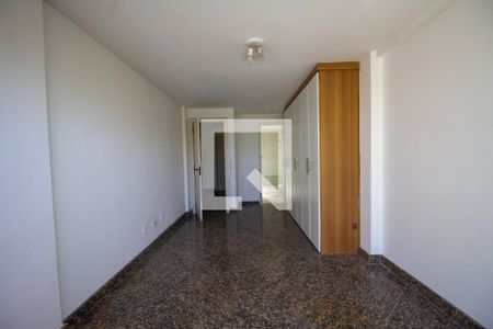 Apartamento à venda com 450m², 5 quartos e 4 vagas Apartamento à venda com 450m², 5 quartos e 4 vagasSuíte 2