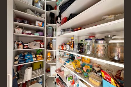 Apartamento à venda com 149m², 4 quartos e 3 vagasDespensa