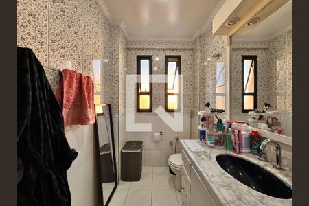 Apartamento à venda com 149m², 4 quartos e 3 vagasBanheiro da Suíte 1