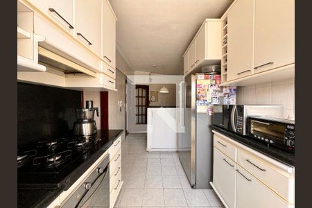 Apartamento à venda com 149m², 4 quartos e 3 vagasCozinha 