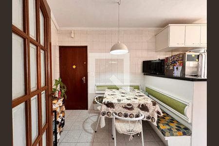 Apartamento à venda com 149m², 4 quartos e 3 vagasCozinha 