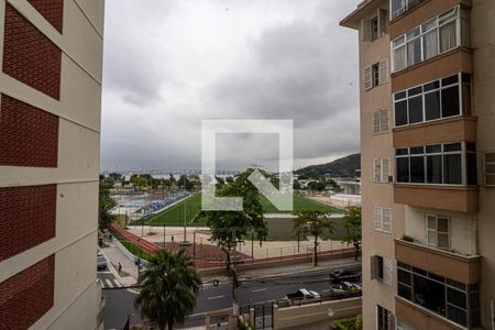 Sala de apartamento à venda com 2 quartos, 96m² em São Domingos, Niterói