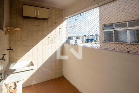 Apartamento à venda com 66m², 2 quartos e 1 vagaÁrea de Serviço