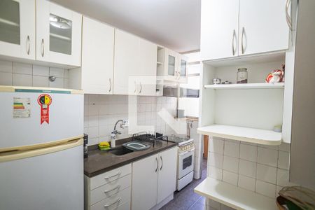 Apartamento à venda com 85m², 3 quartos e 1 vaga Apartamento à venda com 85m², 3 quartos e 1 vagaCozinha