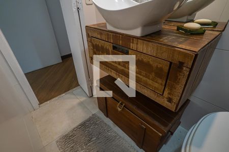 Apartamento à venda com 85m², 3 quartos e 1 vaga Apartamento à venda com 85m², 3 quartos e 1 vagaBanheiro