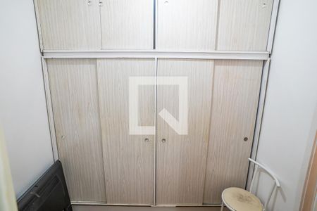 Apartamento à venda com 85m², 3 quartos e 1 vaga Apartamento à venda com 85m², 3 quartos e 1 vagaÁrea de Serviço - quarto