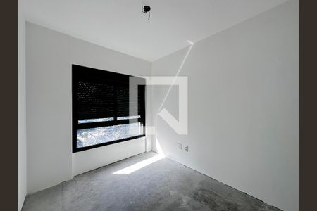 Apartamento à venda com 227m², 4 quartos e 4 vagasSuíte 4