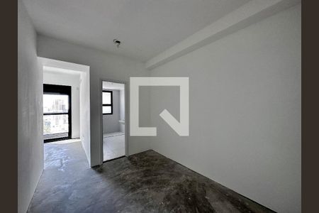 Apartamento à venda com 227m², 4 quartos e 4 vagasCloset Suíte 2