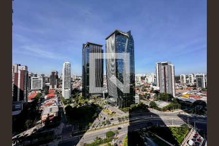 Apartamento à venda com 227m², 4 quartos e 4 vagasVista Suíte 2
