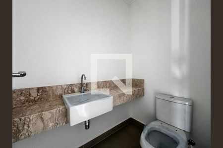 Apartamento à venda com 227m², 4 quartos e 4 vagasLavabo